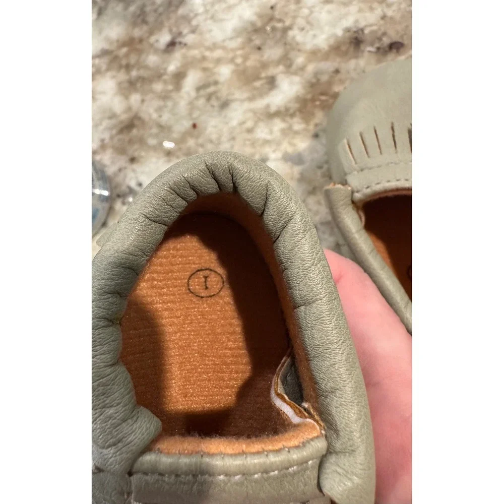 Sweet  N Swag Baby Moccasins Soft Sole Grey Size 1 Fringe gray U1.2